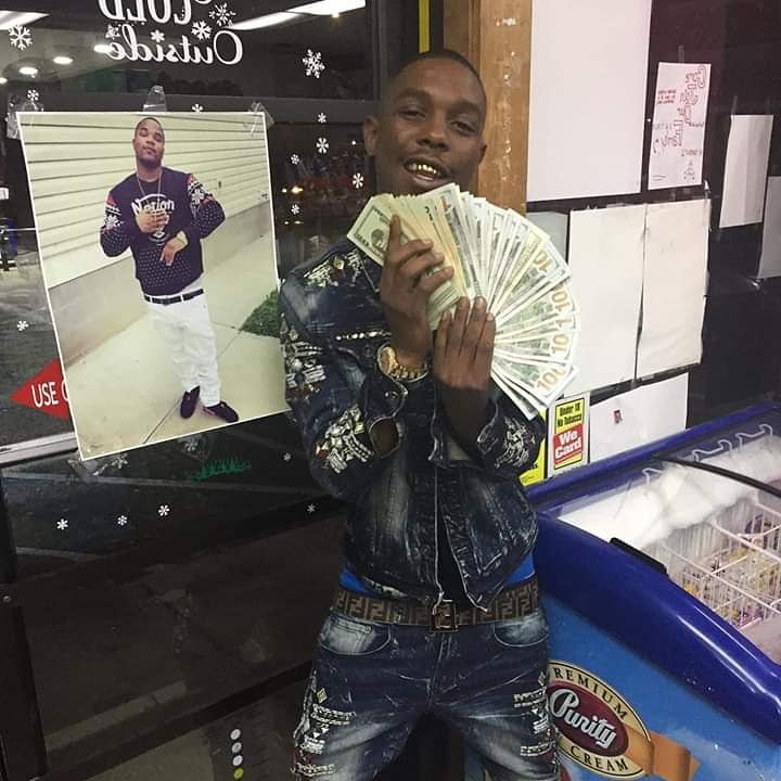 i_GotHoProblems's tweet photo. #LLSKOOL 👼 I love big cuz! Niggas don't like to see a nigga thats winning❤ https://t.co/YiOKu1A2a6