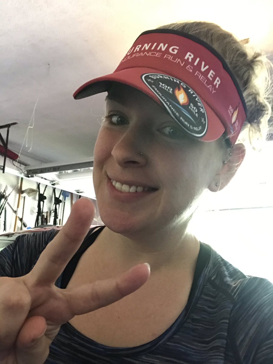 SarahRiveraSTEM's tweet image. Today’s conquest: learning the physics of a 2L hydration bladder. Gravity is not your friend when you’re trying to draw water up a tube and against the force. Week 2 of marathon training also finished! #marathonseason #terribleselfietaker