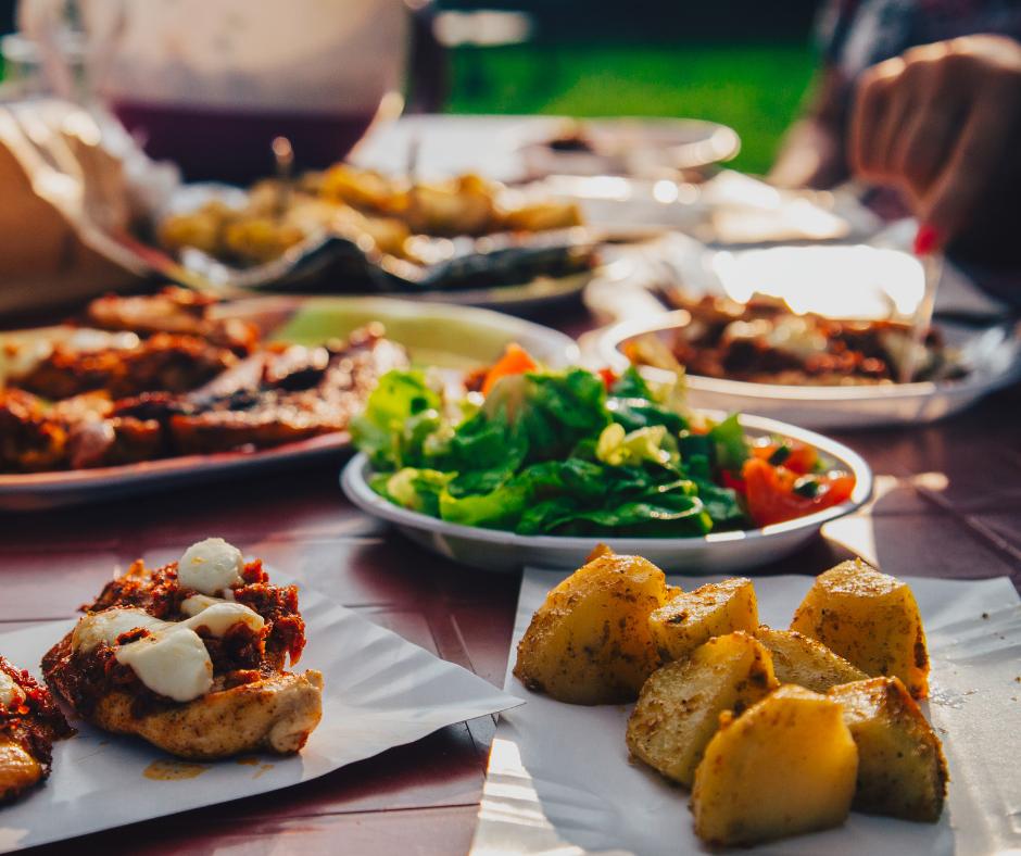 CHRestaurantWk's tweet photo. Even though it's Sunday, there's still plenty of #CHRW! Find 3-course $15 and $20 lunches and $25, $35, and $40 dinners at participating restaurants in Cherry Hill! 

Check the menus and make your reservations now. https://t.co/hS0ED5CCR6 https://t.co/UCxFisFS1m