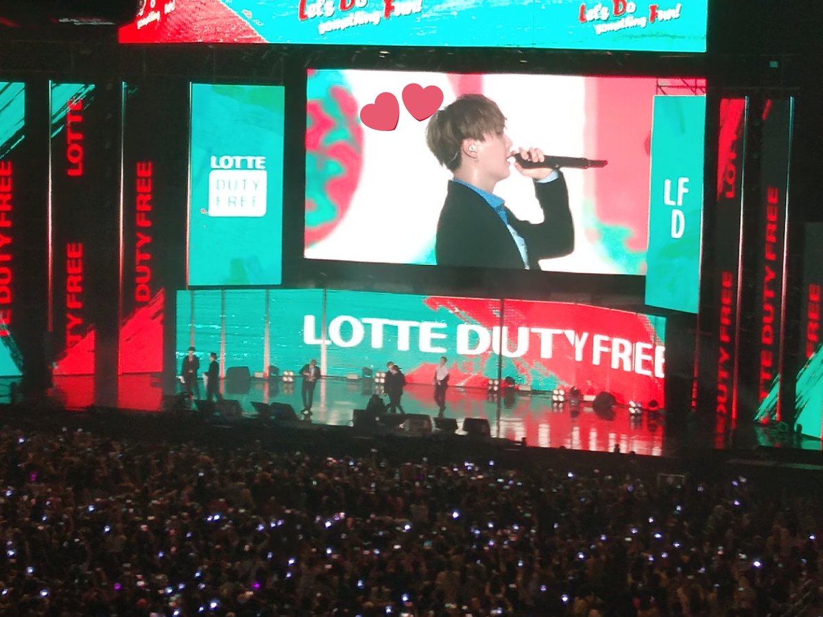 Dream_HRJ's tweet photo. #LotteDutyFreeFamilyConcert
정말 고마워요😭😭사랑해요💜
@BTS_twt https://t.co/qdulJ0c95D