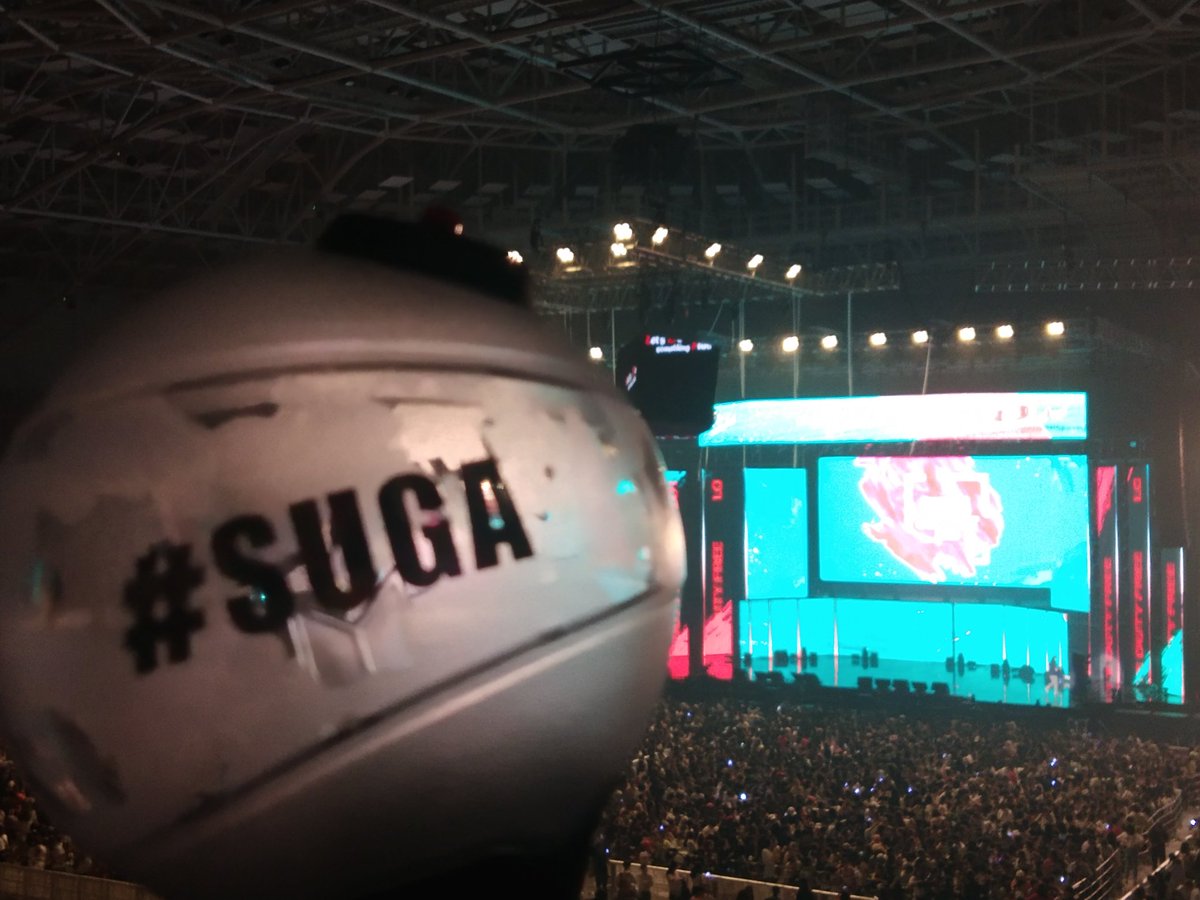 Dream_HRJ's tweet photo. #LotteDutyFreeFamilyConcert
정말 고마워요😭😭사랑해요💜
@BTS_twt https://t.co/qdulJ0c95D