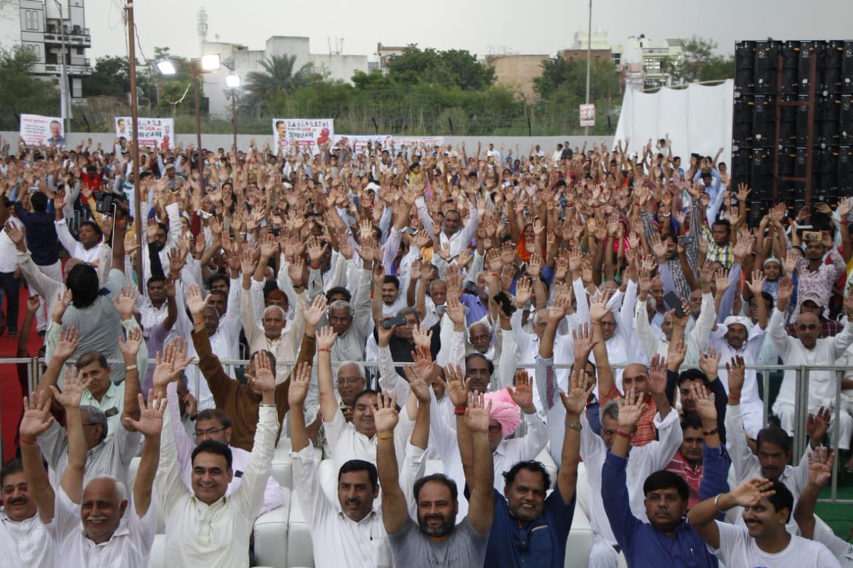 DelhiJalBoard's tweet image. @ArvindKejriwal inaugurates 165 lakh litre capacity UGR and BPS at Karala in Mundka Assembly Constituency
·UGR to augment water supply in 14 Villg. and 27 Unauthorized 
·project to benefit 5.36 lac residents of Karala 
@urbanupdatemgzn @mowrrdgr @TheWaterDigest @urbanupdatemgzn