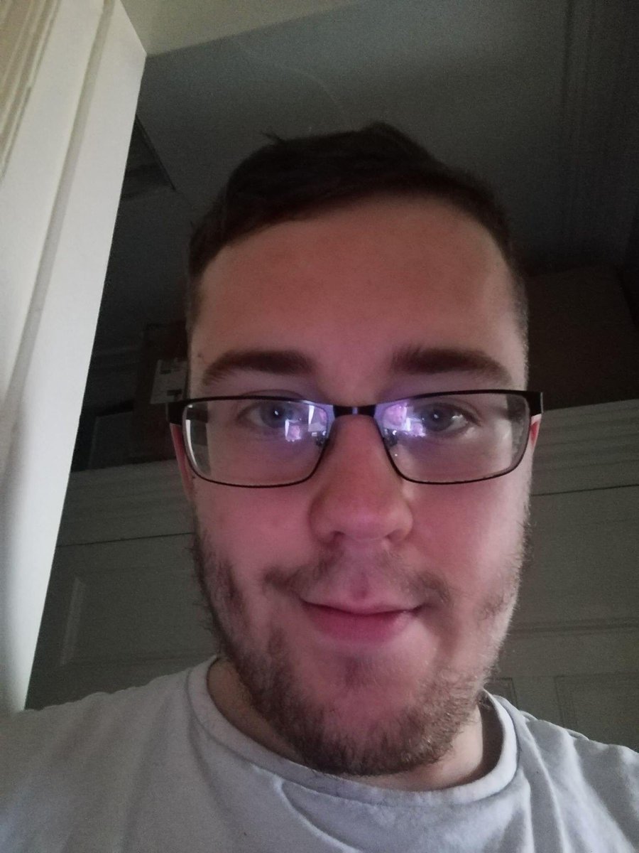 HUB_Soc's tweet photo. I’m Xander and I’ll be your new Events Co-Ordinator!

In September I’ll be going in to my 2nd year of ‘Masters of Law and Practice (MLP). 

I’ve been a member of HUBSoc since I started University in 2018 and I enjoyed every moment of it which is why I chose to join the committee https://t.co/yIuWnxfBOr