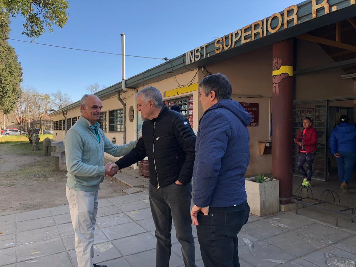 Dip_Gutierrez's tweet photo. Esta mañana, con mucha alegría, emití mi voto en la ciudad de Río Cuarto. 

¡El ejercicio de la democracia es un hecho que se festeja y nos llena de orgullo a los argentinos!

#EleccionesArgentina #EleccionesPASO2019 #HacemosPorCórdoba https://t.co/Bq91OkGDFq
