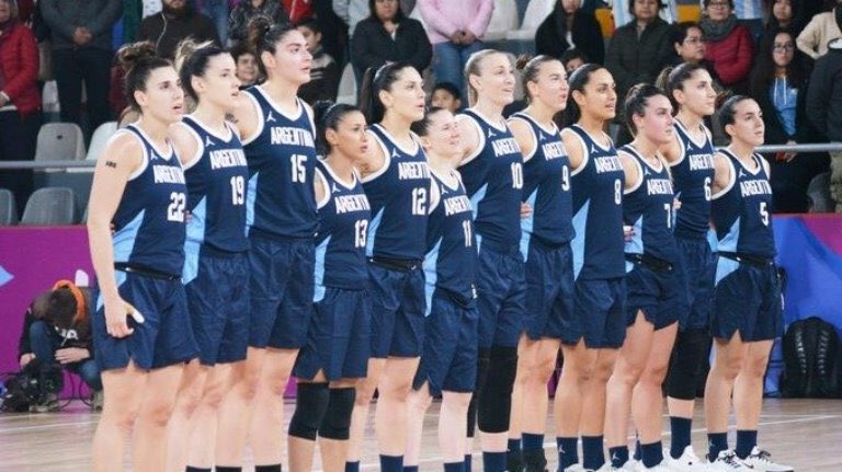 GBatistutaOK's tweet photo. Mis felicitaciones a los deportistas Argentinos quienes consiguieron la mejor cosecha de medallas de la historia nacional en unos Panamericanos organizados fuera del país, también me solidarizo con las chicas del Básquetbol. A continuar trabajando, #Lima2019  #Argentina https://t.co/Ng6A0NmC4l