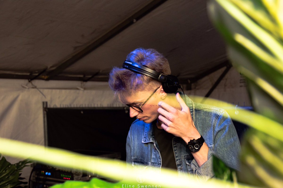 SwennenEline's tweet photo. About last Friday night ππΈ #Stiem #TropicalDreamsFestival https://t.co/utFjP8CosW