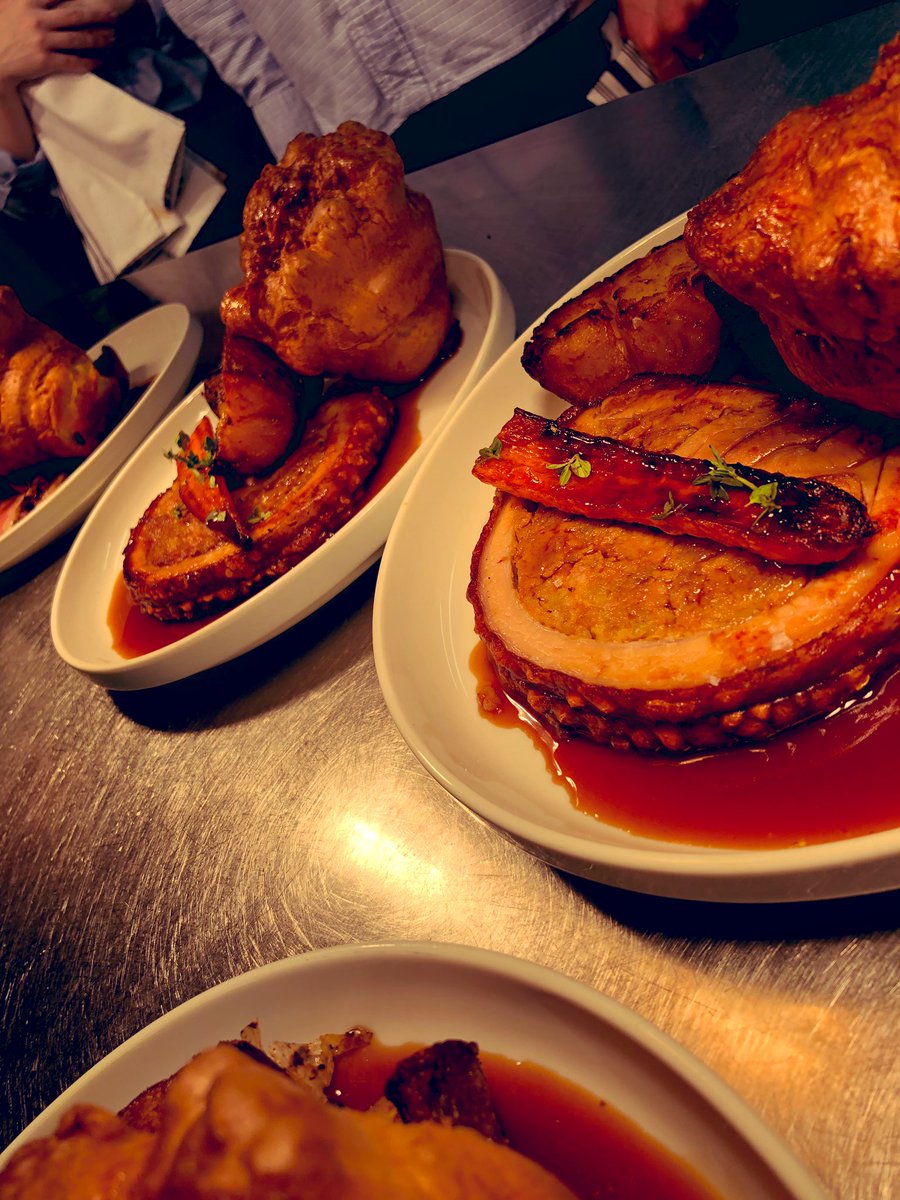 HostIlkley's tweet photo. Roasts have been flying out today! #ilkley #sundaylunch #Yorkshire https://t.co/SgEnErikHW