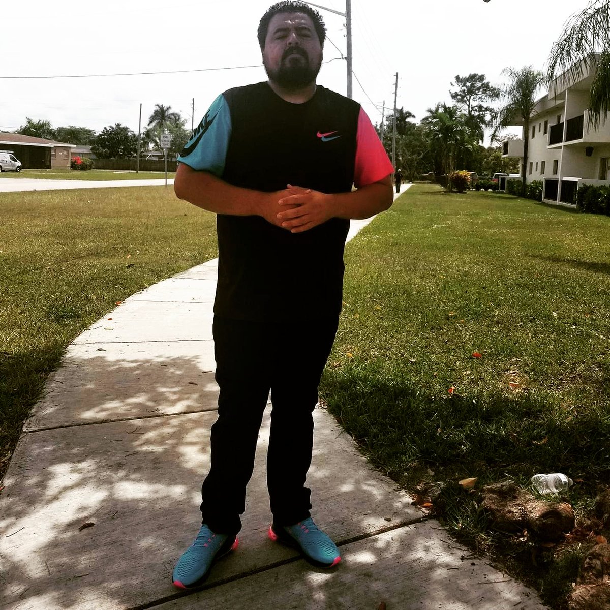 DonMarino305's tweet photo. Wish ur boy a🎈happy birthday🎈 turn 30 years old today🤦🏻‍♂️🤦🏻‍♂️ getting old but blessed to be here🙏🙏 🙏 https://t.co/zEM3JrZ5E8