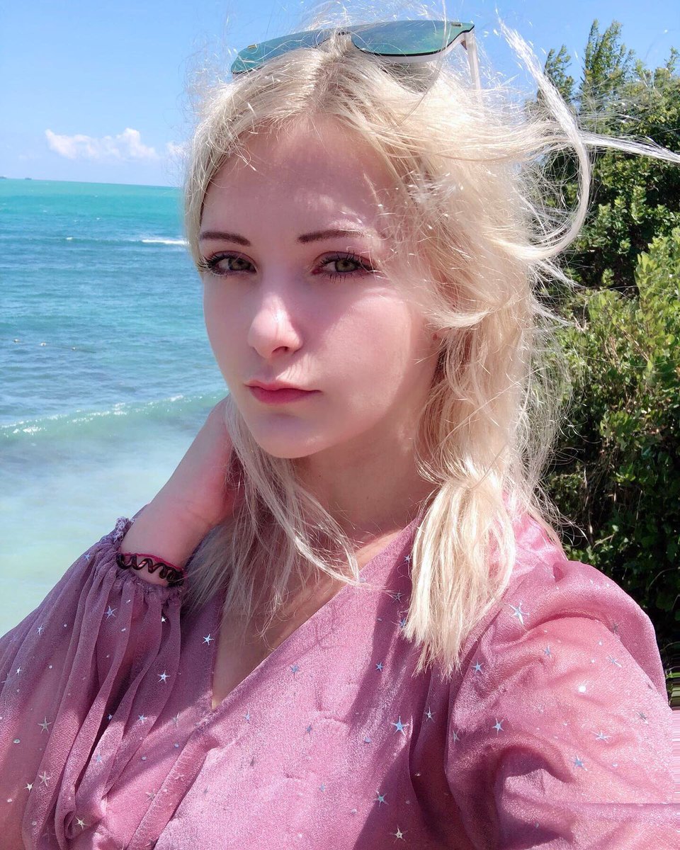 This sea is just adorable  🌊 💙 https://t.co/eywPOud3Jr