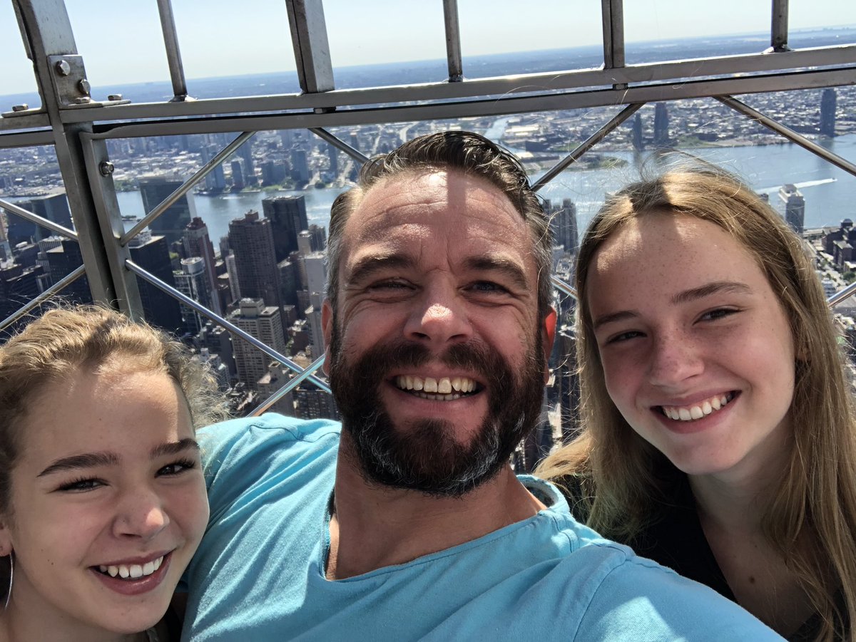 Alliballi tweet media