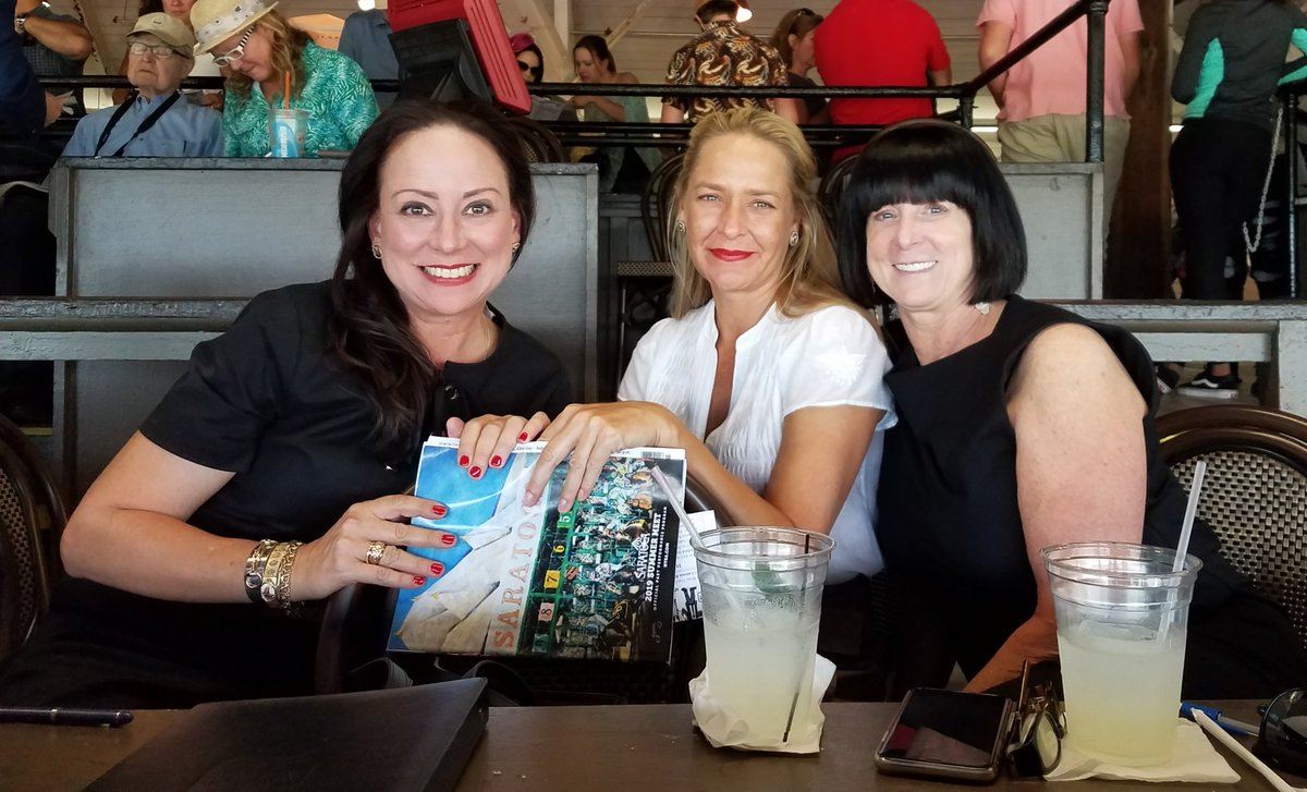 JennOrrBuchanan's tweet photo. Until next time #Saratoga...I will miss you. @TheNYRA #FunFillies #HorseRacing #ChristinaJelm #VianeLizza #CinthiaMcGreevy #Love https://t.co/ZQOs27uhf9