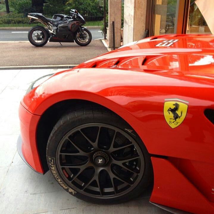 mvagustistagram's tweet photo. Two wheels and four wheels, unique passion. 🔴 #MVAgusta #F4CC #RossoMVAgusta #Ferrari #599XX #RossoFerrari #luxurywithoutlimits
🔴https://t.co/Z1zufGJVu8
🔴https://t.co/aDfgrbLoyL https://t.co/Q5KcYkeIVN