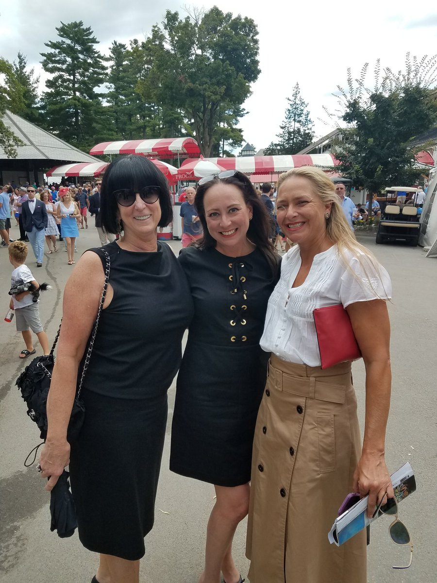 JennOrrBuchanan's tweet photo. Until next time #Saratoga...I will miss you. @TheNYRA #FunFillies #HorseRacing #ChristinaJelm #VianeLizza #CinthiaMcGreevy #Love https://t.co/ZQOs27uhf9