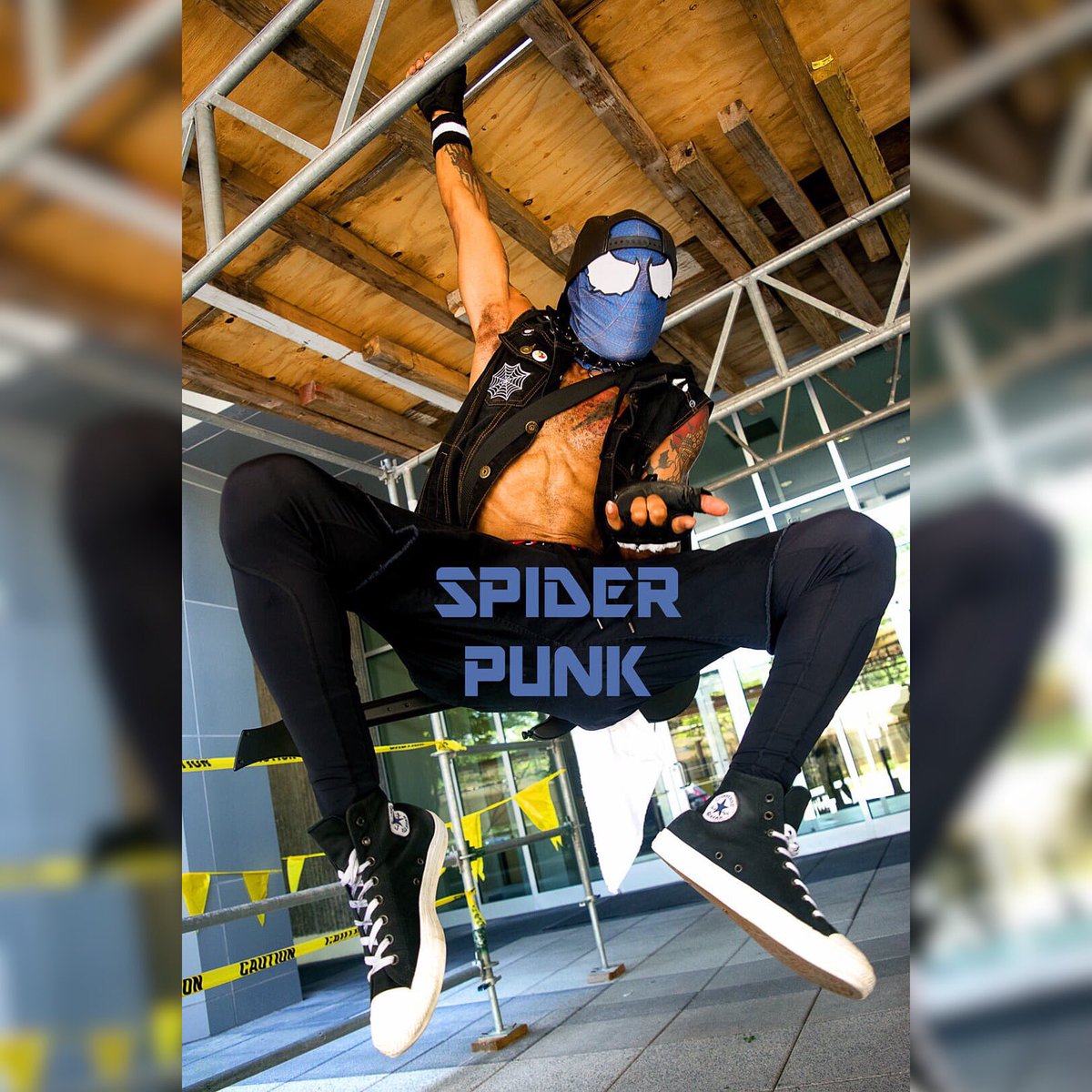 TheNeonSpidey's tweet photo. S-C: Spiders! Fall In!
S-D: Ready!
S-P: Fuck It!
β’
πΈ: @mgenesisvisuals
Spider-Deku: @shadevon_
Spider-Punk: @slc_drakula42
β’
#BlerDCon #BlerDCon2019 #BlerDConSwag #BlerDMagic #SpiderShield #CaptainSpidey #CaptainSilk #SpiderPunk #SpiderDeku #BlackCosplay #SpiderVerse https://t.co/UJiYxW1k0E