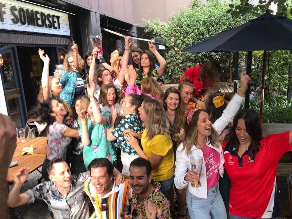 London Swans AFL tweet media