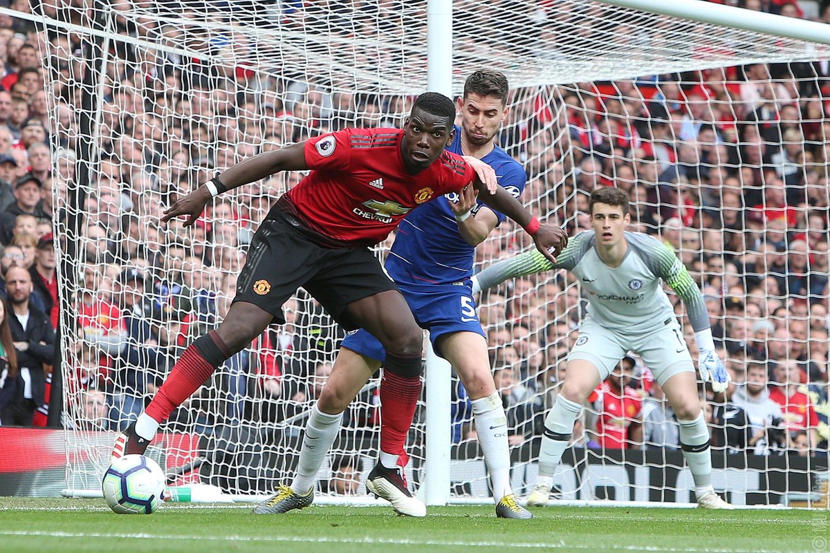 MudiwaHood's tweet photo. We going straight for the kill!
#ggmu #ManVsChe https://t.co/pKFWfrJpqs