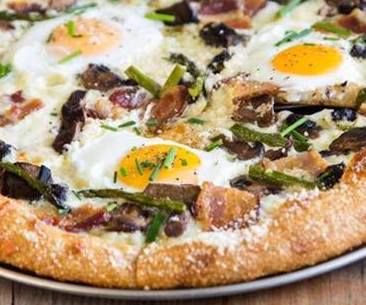 mellowmidlo's tweet photo. Pizza for breakfast? #YesPlease
Join us for #SundayBrunch from 11-2 in #Midlothian
Breakfast Pizzas, Burritos, Mimosa special, and Bloody Mary Bar!
1409 Huguenot Rd.
#GetMellow #Brunchtime #Brunch #Midlo #RVA https://t.co/IKHW9RHnZy