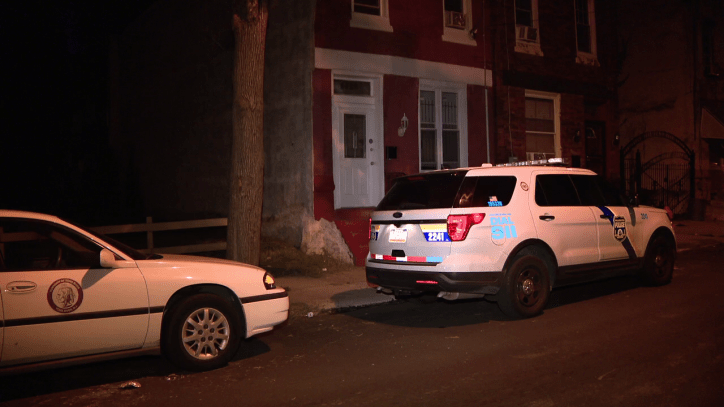 4-year-old girl critical after fall from North Philadelphia second story window, officials say – FOX 29 News Philadelphia philadelphiainformer.com/187409/4-year-…