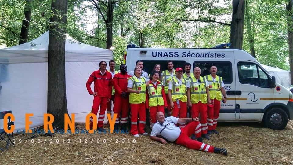UnassSommoise's tweet photo. Nous voilà de retour dans la forêt magique de Cernoy qui est remplie de sympathie et de bonne humeur!

Grâce à tous, nous pouvons travailler en toute tranquillité et avec motivation pendant ces quatre jours.

#UNASS
#VisMaVieDeSeciuriste
#CelebrationDayFestival
#DPS
#PSE https://t.co/37sxLqoqPJ