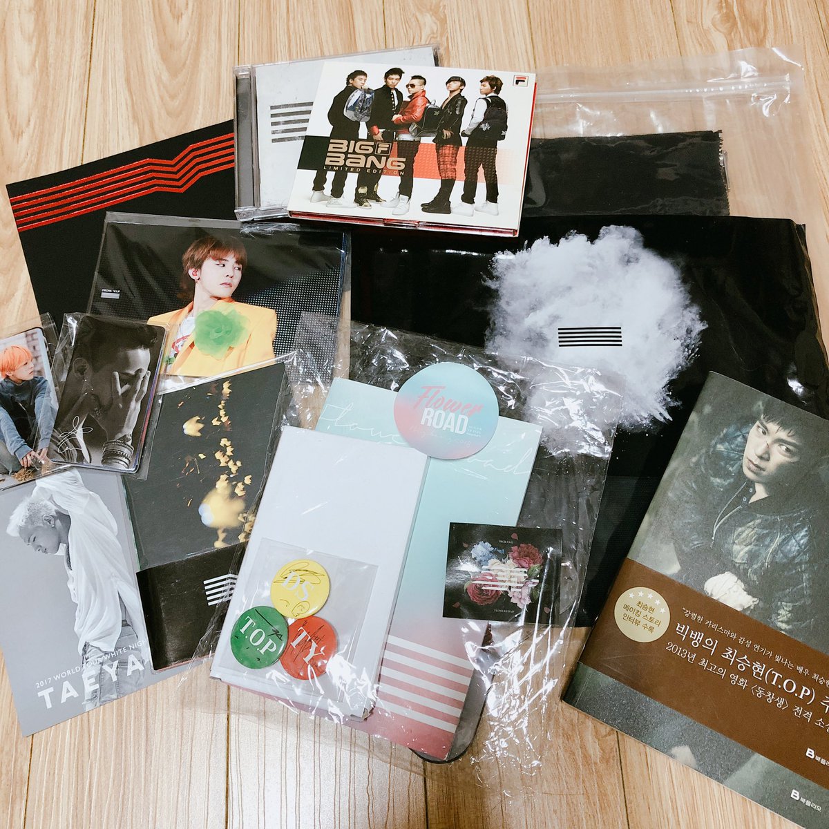 GDNGAHO's tweet photo. 🌟RT만 해주세요🌟

빅뱅 13주년 기념 이것저것
별거 없지만 나눠드려요🎁

물품은 추가될 수 있습니다👀

#BIGBANG https://t.co/K4KkrDUlUM