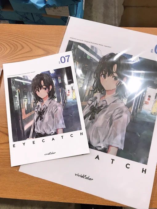 新刊セットとB2ダブルスエードタペストリー、綺麗に刷り上がってました!来られる方は熱中症気をつけてお越しください〜 