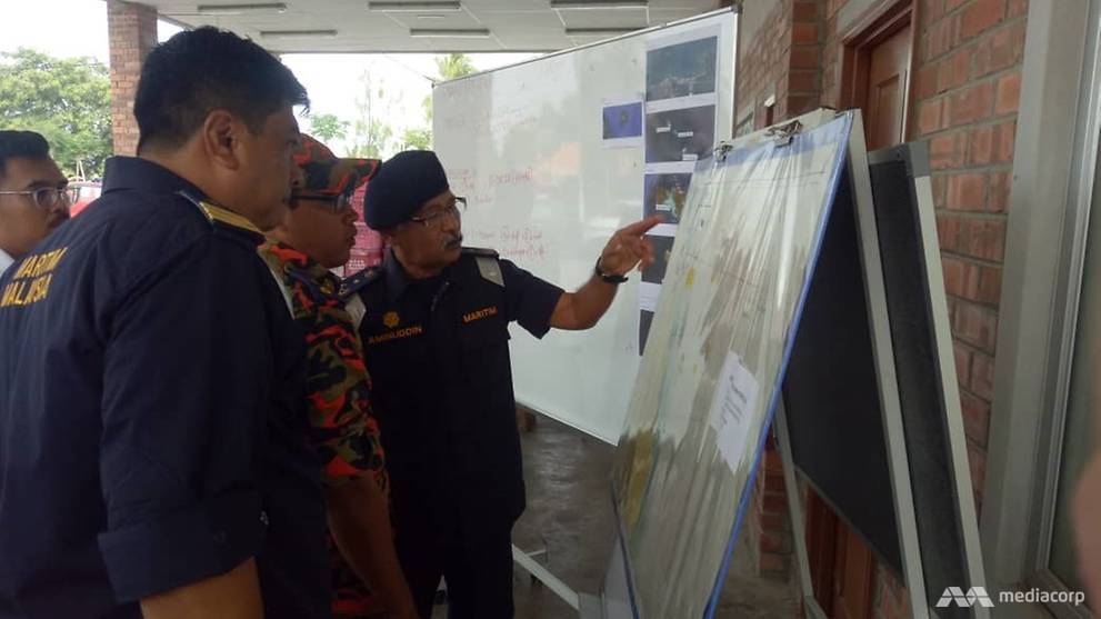 Search for missing Singaporean kayakers expanded – CNA singaporeinformer.com/384159/search-…