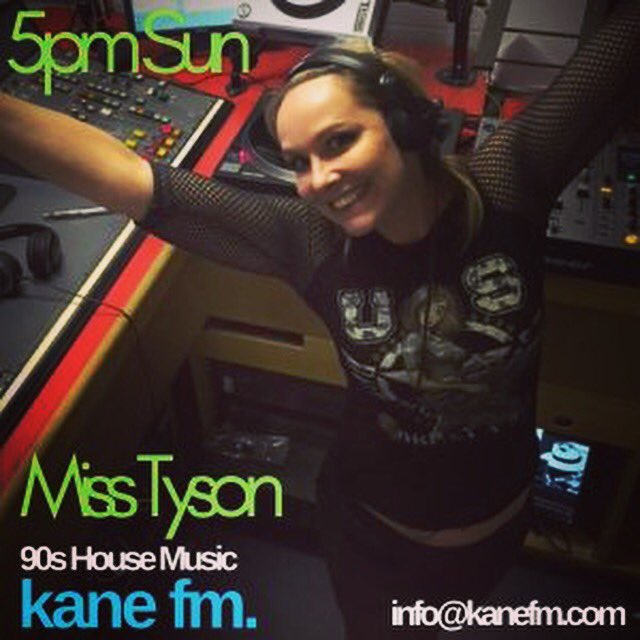 djmisstyson's tweet photo. Catch my show 5-7pm got some right classics tonight! All mixed live with vinyl,  😊❤️🎧💃https://t.co/CKFi5YFvFW @kanefm103.7 #houseparty #vinyl #technics #sundays #radio #femaledj #femaledjsdoitbetter #records #12”singles #90s house #housemusic #house #guildford #surrey https://t.co/zQ25qzuKXx