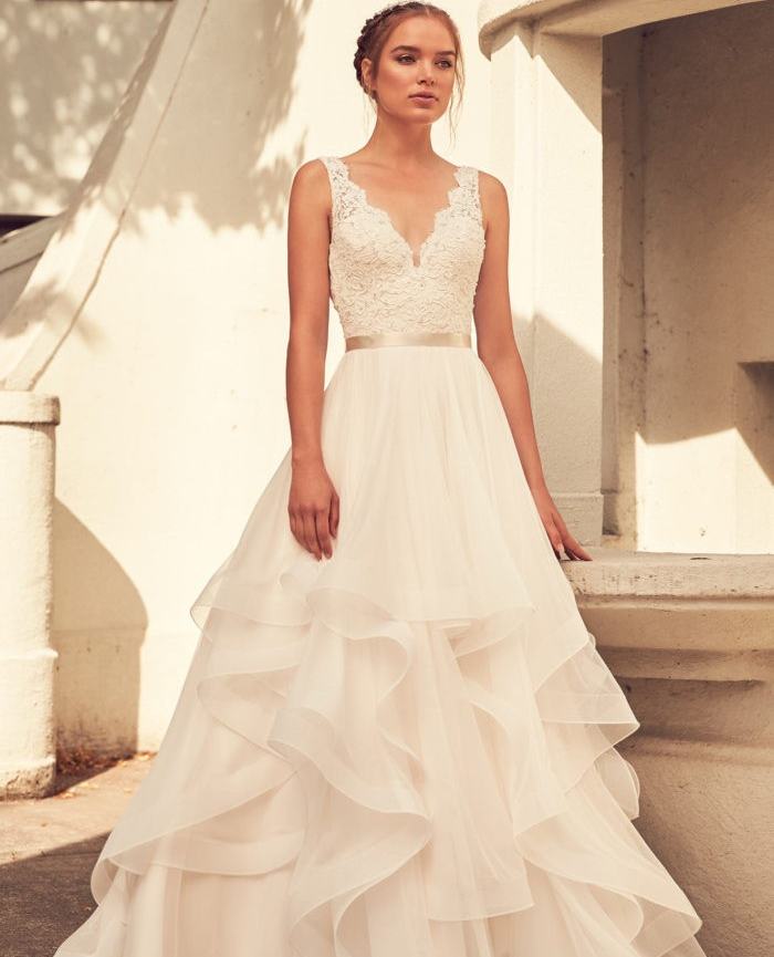 Paloma_Blanca's tweet photo. Hands up if you rocked #Style4798 and loved every second! 🙋❤️ https://t.co/STbuIz12Do
.
#PalomaBlanca #PalomaBlancaBridal ##PalomaBlanca #bridegown #bridalfashion #bridalupdo #bridalinspiration #bridetobe #biride #bridalstyle #bridalwear #bridalphotography https://t.co/CT8ShS5mjG