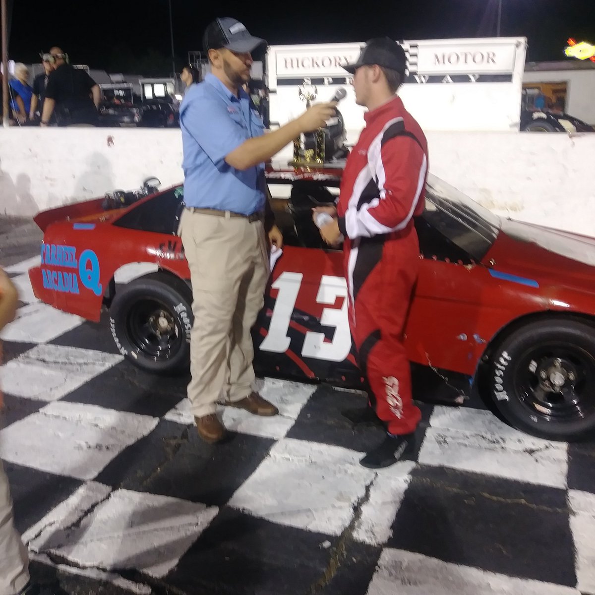 LukeAkersRacing's tweet photo. Luke Akers motorsports in victory lane! @LukeAkersRacing @QTarheel. @BrixxPizza. @yrporkskins. @factorycanopies @COOLSHIRT @jhsupercenter #macshow https://t.co/mk7qHJY15e