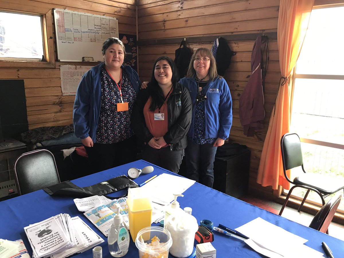 gladysa9's tweet photo. Cesfam Dr René Tapia está realizando exámenes preventivos en campeonato de la Liga Rural de Futbol de Castro https://t.co/DDjFaFGDcI