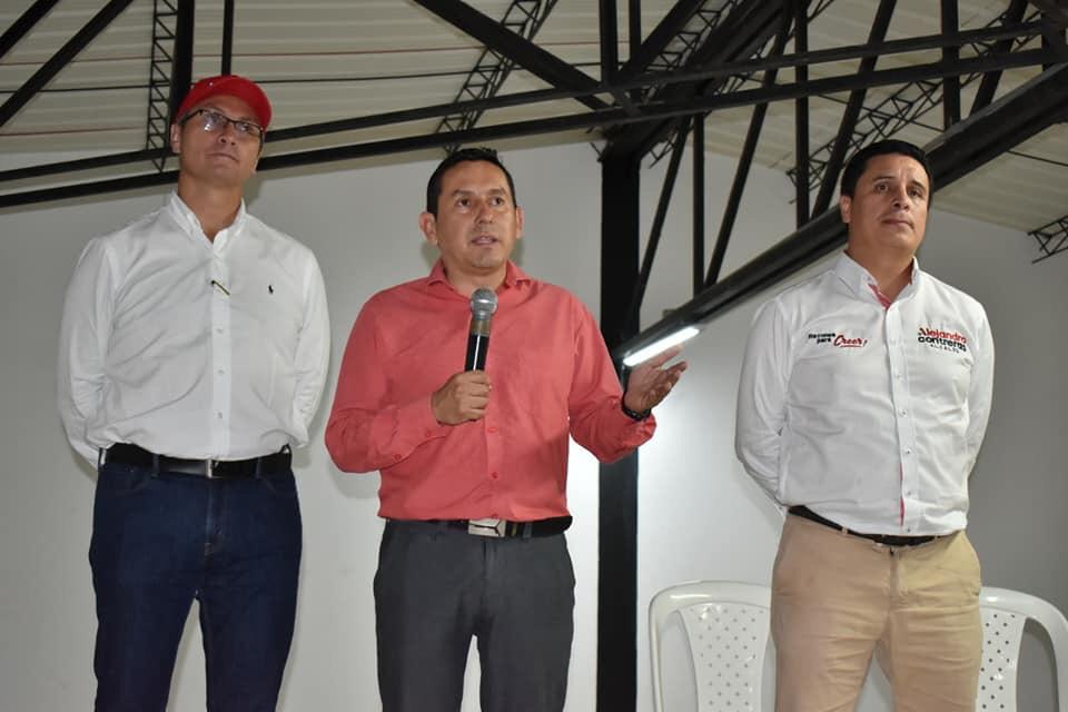 JUANC_NEMOCON's tweet photo. #NemocónSeMueveConEl🚩L59
Ayer estuvimos con nuestros amigos Mario Villegas y su equipo de trabajo 🚩L17, con el concejo de Fusagasugá y con #ESCONALEJO Alcalde.
#micandidatoasamblea @JUANC_NEMOCON
#UnLíderConExperienciaParaCundinamarca #ConNemocónDeUna! 🚩L59 https://t.co/tjZU7kjcSN