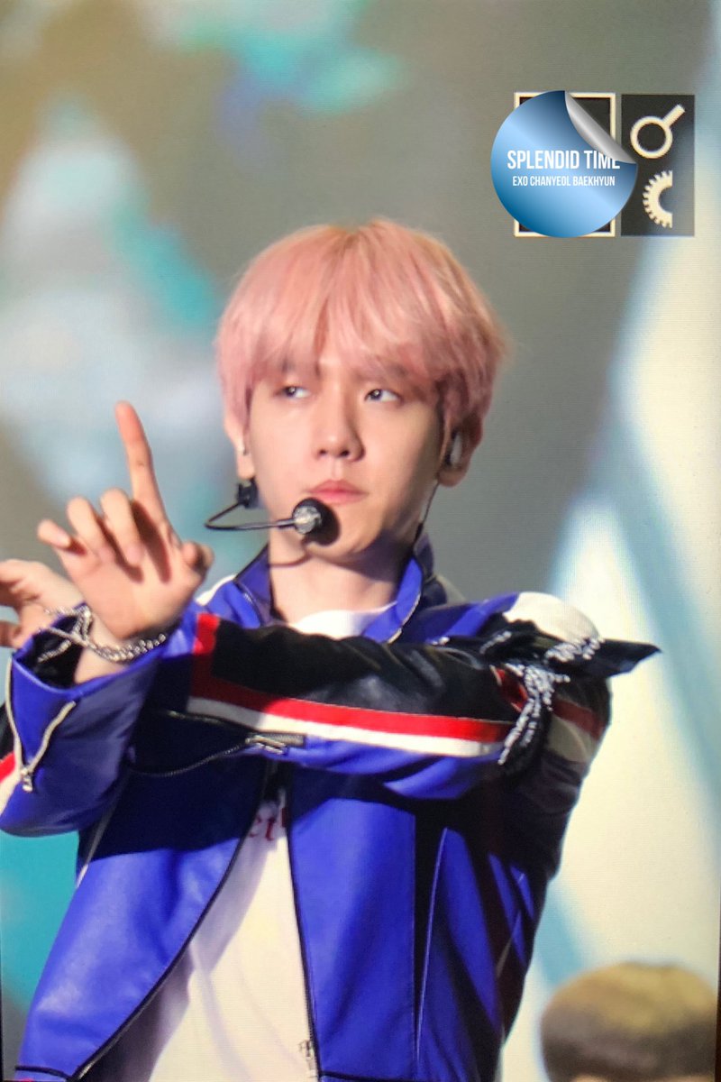 6104time's tweet photo. 🔹🔹🔹 190811 EXplOration in HK #Baekhyun #백현 #ベクヒョン https://t.co/iz3EHVTNmz