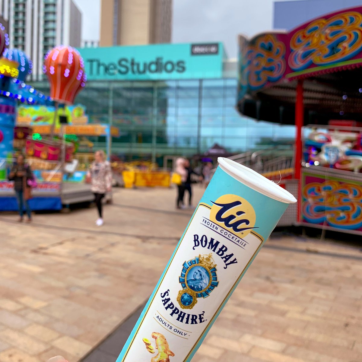 MediaCityUK's tweet photo. Last chance to try one of these delights from @thebotanistuk’s pop up bar at @MediaCityUK’s #SummerWeekender! https://t.co/H461LZhCGV