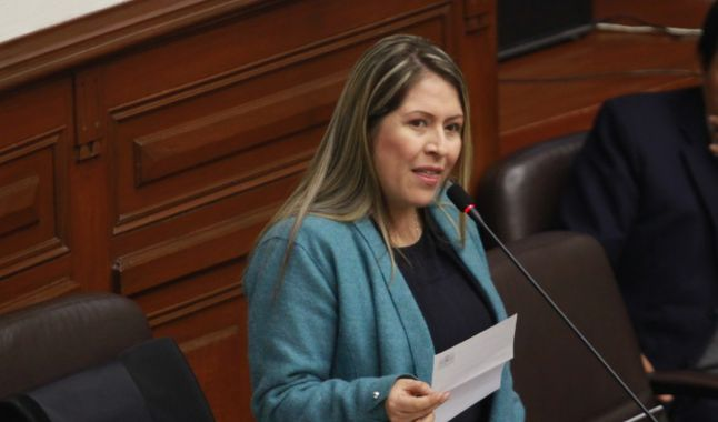 Politica_LR's tweet photo. Pedirán que Pedro Olaechea anule beneficios de vicepresidenta a Yeni Vilcatoma ► https://t.co/PQGBudWjgH https://t.co/fCkRkVR6Gc