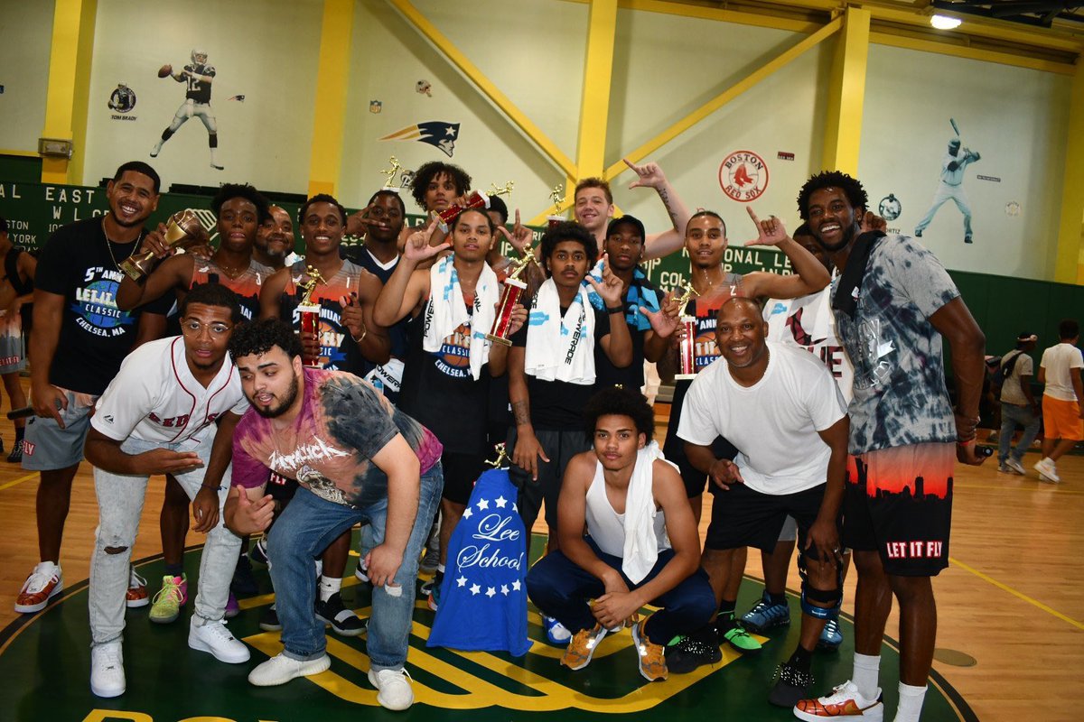 RudyC24's tweet photo. Congrats to #MyGuy ππ and #ReclaimingTheGame client Mark Barrett on winning the Let It Fly Classic this weekend w/ Lee School!! If you didnβt know #NowYouKnow #ItWorks #HundredsOfHours #AllLaundryAccepted #NoRecruitmentZone A lot has changed. So should you.... https://t.co/iUeLHVmmr9