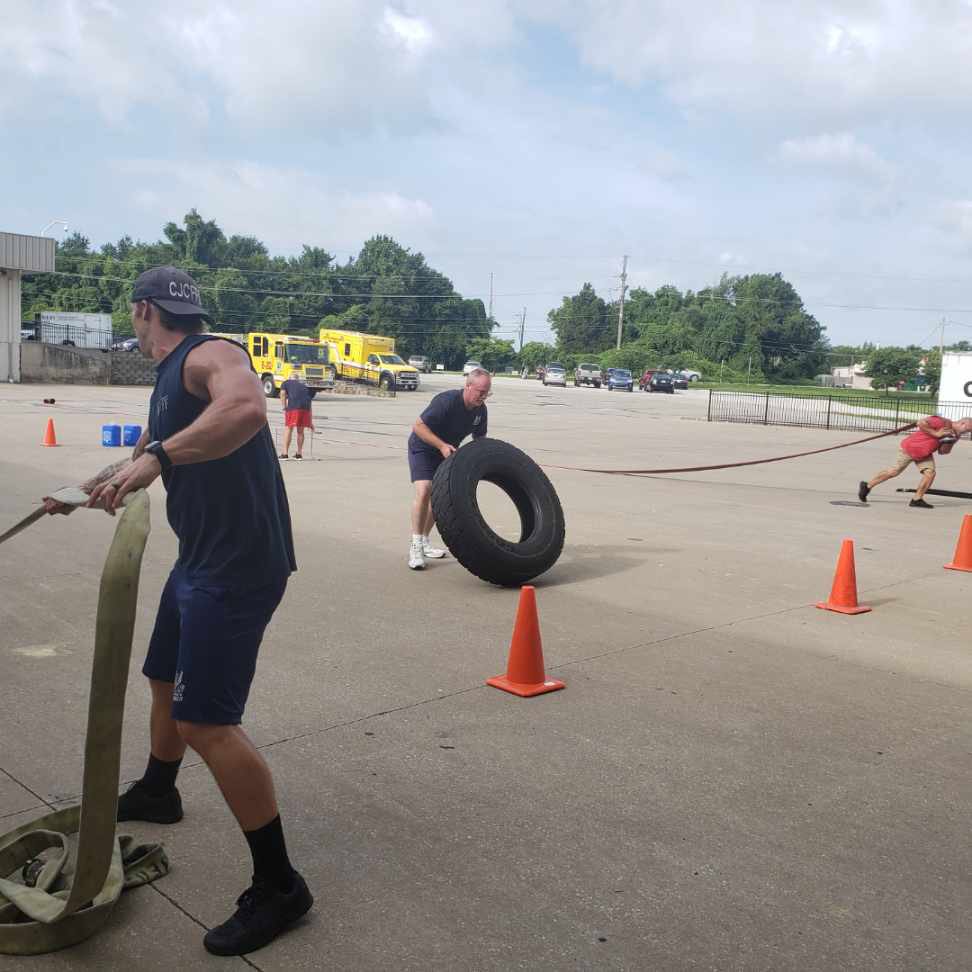 Members of CJC gettin their swole on participating in the 2019 fitness challenge. #ffhealth #fffitness #firefighterhealth #firefighterfitness