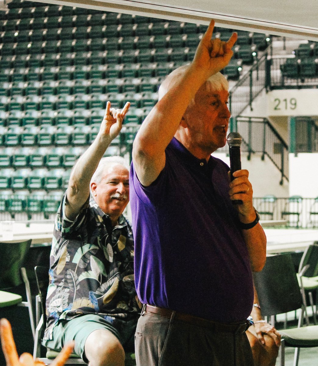 USFVinikMBA's tweet photo. An incredible man, an incredible career.

This weekend we had the honor of celebrating @Sutton_ImpactU, Sharon Sutton and everything they have done for so many people.

Doc, we can't thank you enough. You have changed so many lives. We love you. 💚

#SuttonCelebration https://t.co/L281z2QPoT