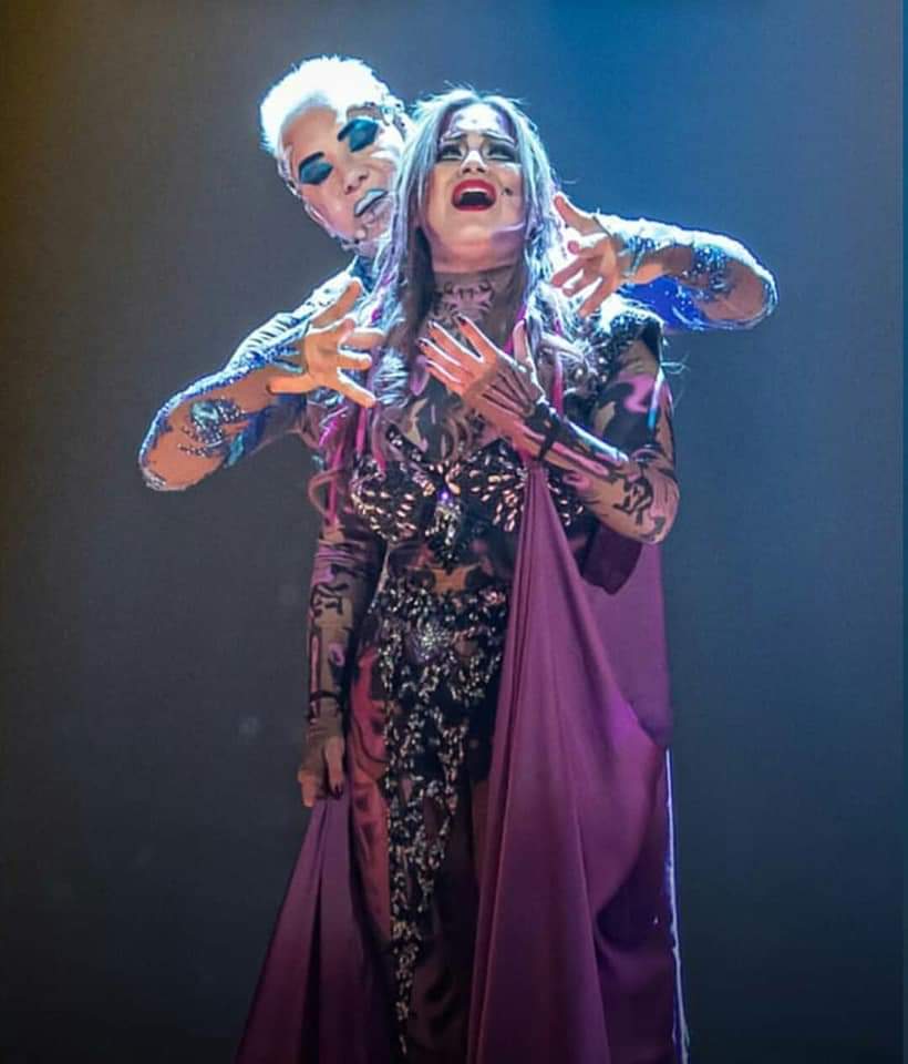 MartinRipol22's tweet photo. Fue muy lindo ver @siddhartateatro en el @teatrobroadway 😊 me llevo grabados los mejores recuerdos en mi mente y en mi ❤ fue un placer enorme haber disfrutado de esta obra tan hermosa!!!son increibles!!😊💖@kari_prince @FacuMazzei @flaviomendoza @andresteruelOK @renebertrandok https://t.co/R4nVTwUfP3