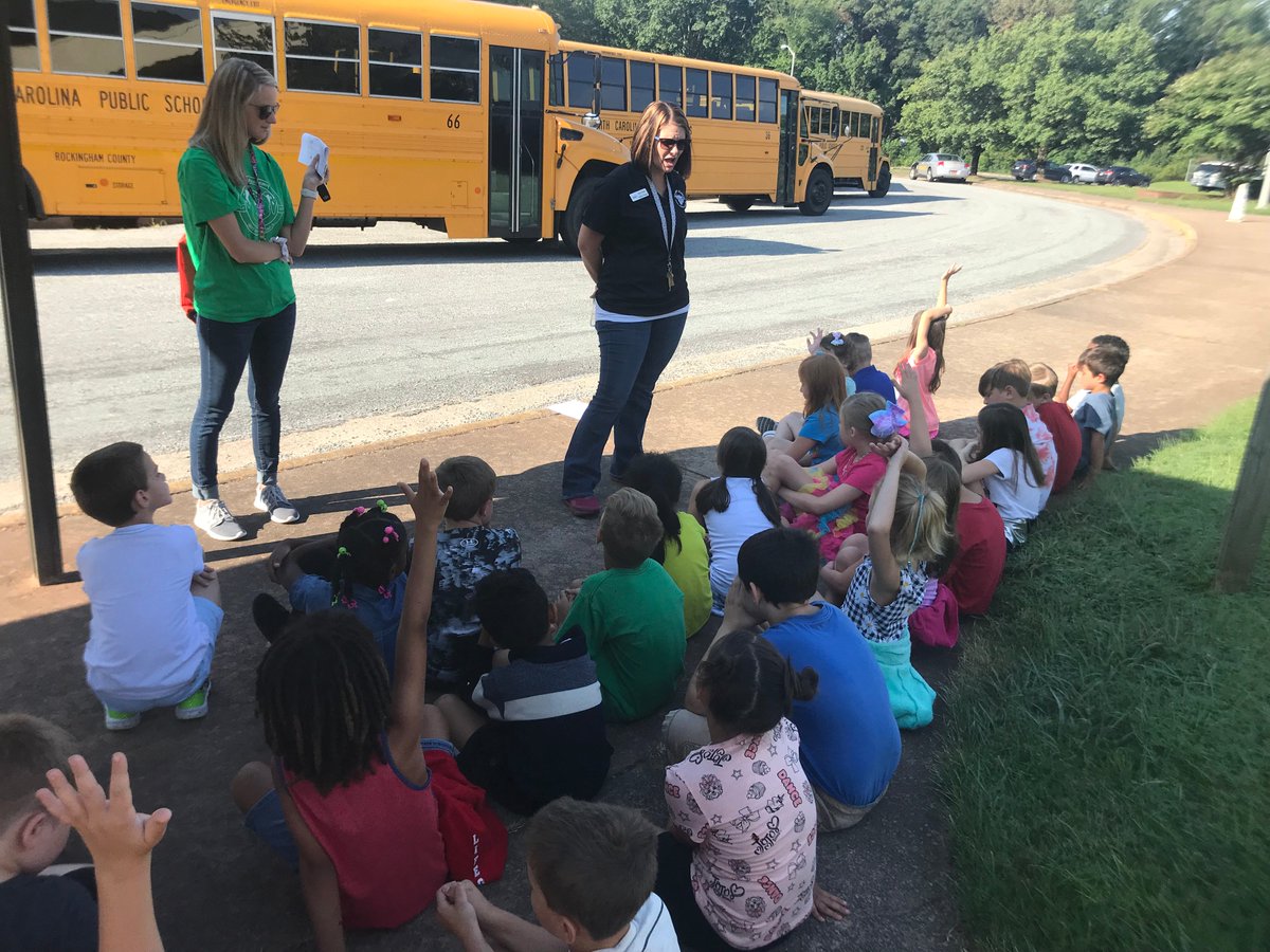 Inspired_Bailey's tweet photo. PBIS Fair @DillardAcademy to refresh our school expectations #Noplacelikehome #BusSafety #PlaygroundReferee #PottyPrincess #DismissalChamp @RCS_NC @LaurynTDuncan https://t.co/ClzCAUxItv