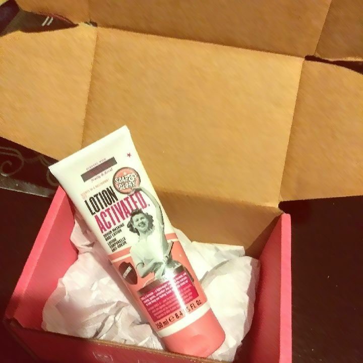 MomFoolery's tweet photo. I received my #complimentary Soap and Glory #VoxBox 
The lotion smells so fresh, and leaves my skin so soft! It's not heavy, or greasy! The cooling effect is, very, nice, especially after a day out in this Texas heat!! I love Soap and Glory products!! https://t.co/U6JyLAmxm8