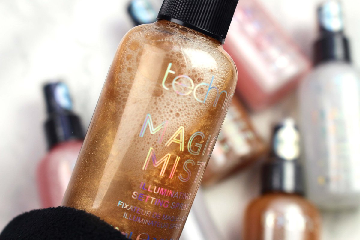 techniccosmetic's tweet photo. The dreamiest of mists! 😍 What Technic product is next in your basket?! 🙌
https://t.co/WvNdWJH9kJ
#techniccostmetics #magicmist https://t.co/k8qftTEELe
