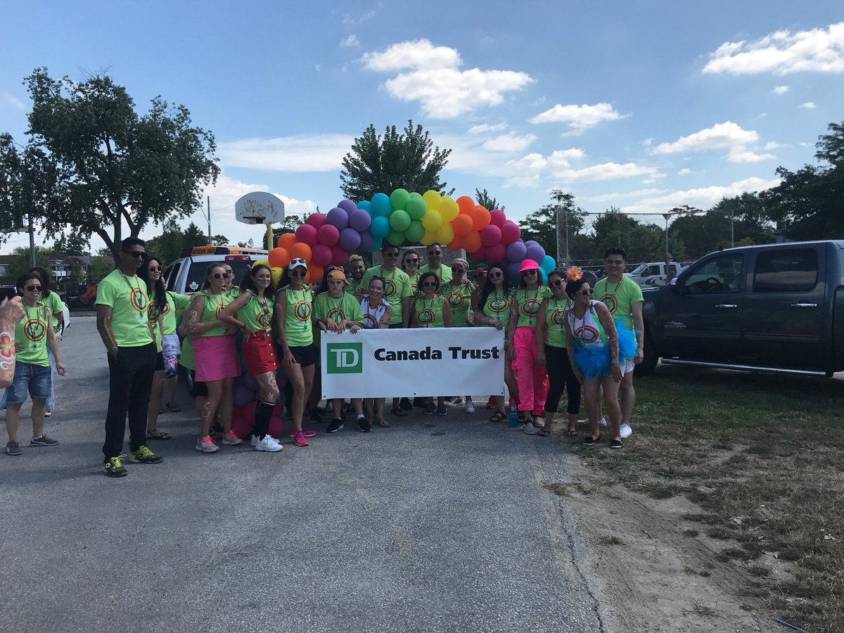 TD showing their Pride spirit at the Pride Parade!! ⁦<a href="/tracy13moore/">Tracy Moore</a>⁩ ⁦<a href="/EricGriggs_TD/">Eric Griggs</a>⁩ ⁦@ShaneKennedy_TD⁩ ⁦<a href="/MCaschera_TD/">Maria Cas</a>⁩ ⁦<a href="/MandySH_TD/">Mandy Sandala Harris</a>⁩ ⁦<a href="/KarenJean_TD/">Karen Jean</a>⁩ ⁦<a href="/WEPridefest/">Windsor-Essex Pride Fest</a>⁩