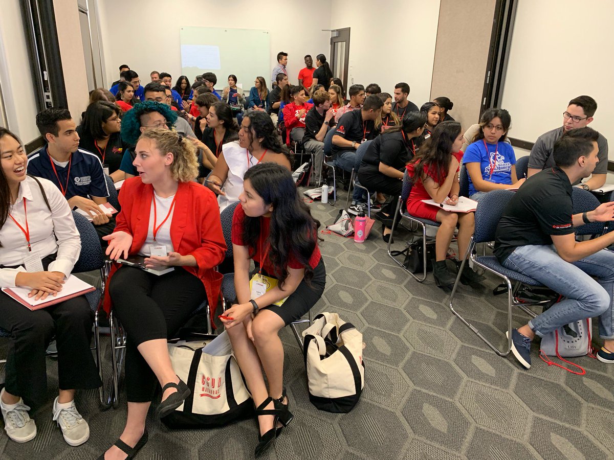 CSU_SuccessNet's tweet photo. Thanks @csustudents for the chance to reflect on our research at the #CSUnity conference at (@csuf) Fullerton! We hope you learned as much as we did.
 https://t.co/n4e1a6WhFB https://t.co/tCTGVvAtDU