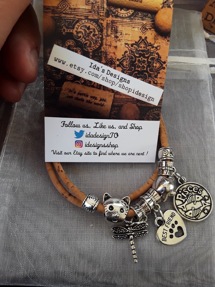 IdaDesignTO's tweet image. #mensbracelets #wood Booth 45 harbourfront center tloutdoor artisan tents ! @HarbourfrontTO today here until 7pm :) Shop, Love, Follow us #idadesignTo #wine #cork #bark