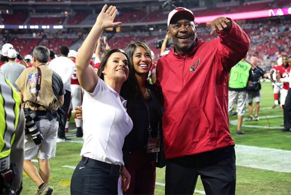 jwelter47's tweet image. In the game within the game, he coached meon how to be a player. You’ll always have a hand in my success and a place in my heart. Love you #coachDrake

Somehow I know, you’ll keep coaching us all from above, and we know with you up there, the eye in the sky will never lie.