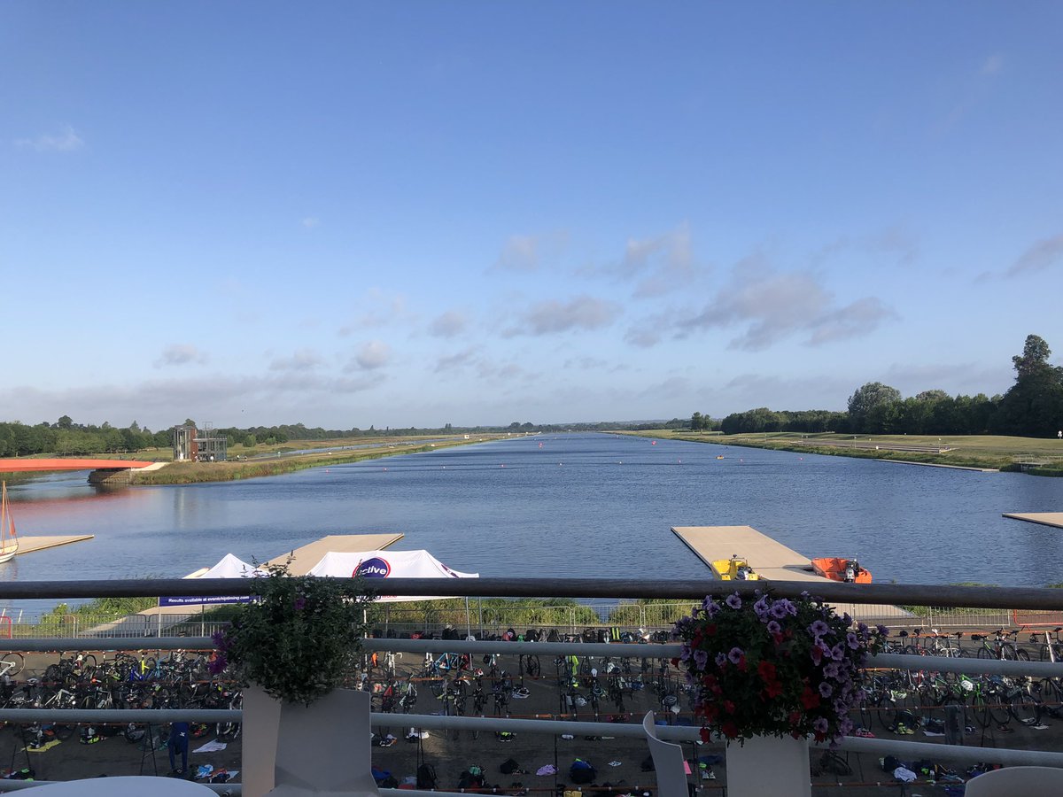 JWarburtonEPRR's tweet photo. 12 hours with @PCMSS999 finally over! Started at 0700 in #PA01 in Dorney for a triathlon before moving on to Southampton to cover our regular wrestling contract! Finished at dead on 1900, followed by a drive back to base in #FR02! https://t.co/9P2dCdcweY