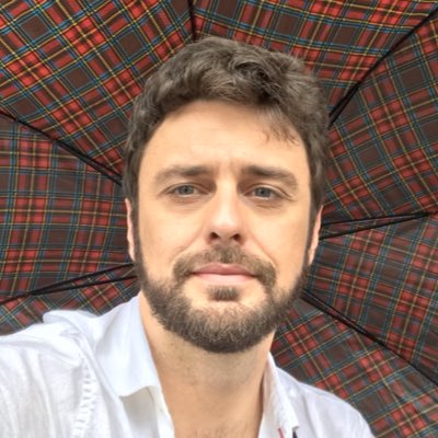 guigorski's tweet photo. #NovaFotoDoPerfil https://t.co/qjr0AHgRHM