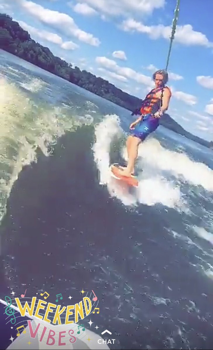 dghand's tweet photo. Beautiful day on the Ohio River down in Athens OH #scssummerfun https://t.co/EmvXF7kxvX
