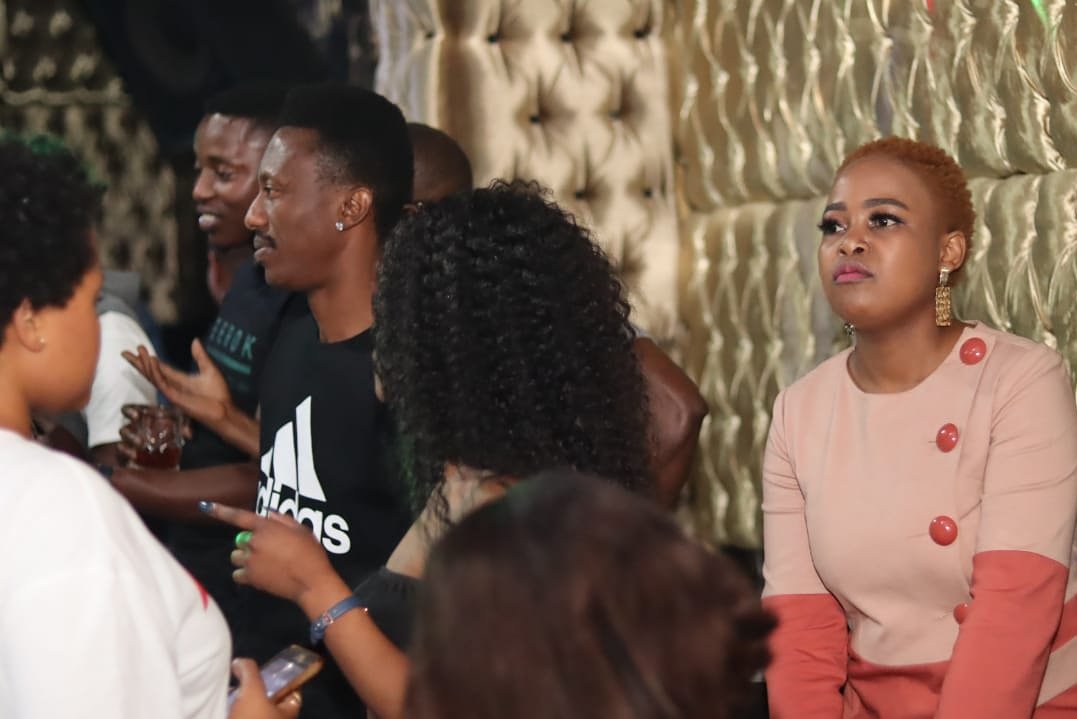 EbonyNightLife's tweet photo. #weekendvibes https://t.co/fKHV0Atmih