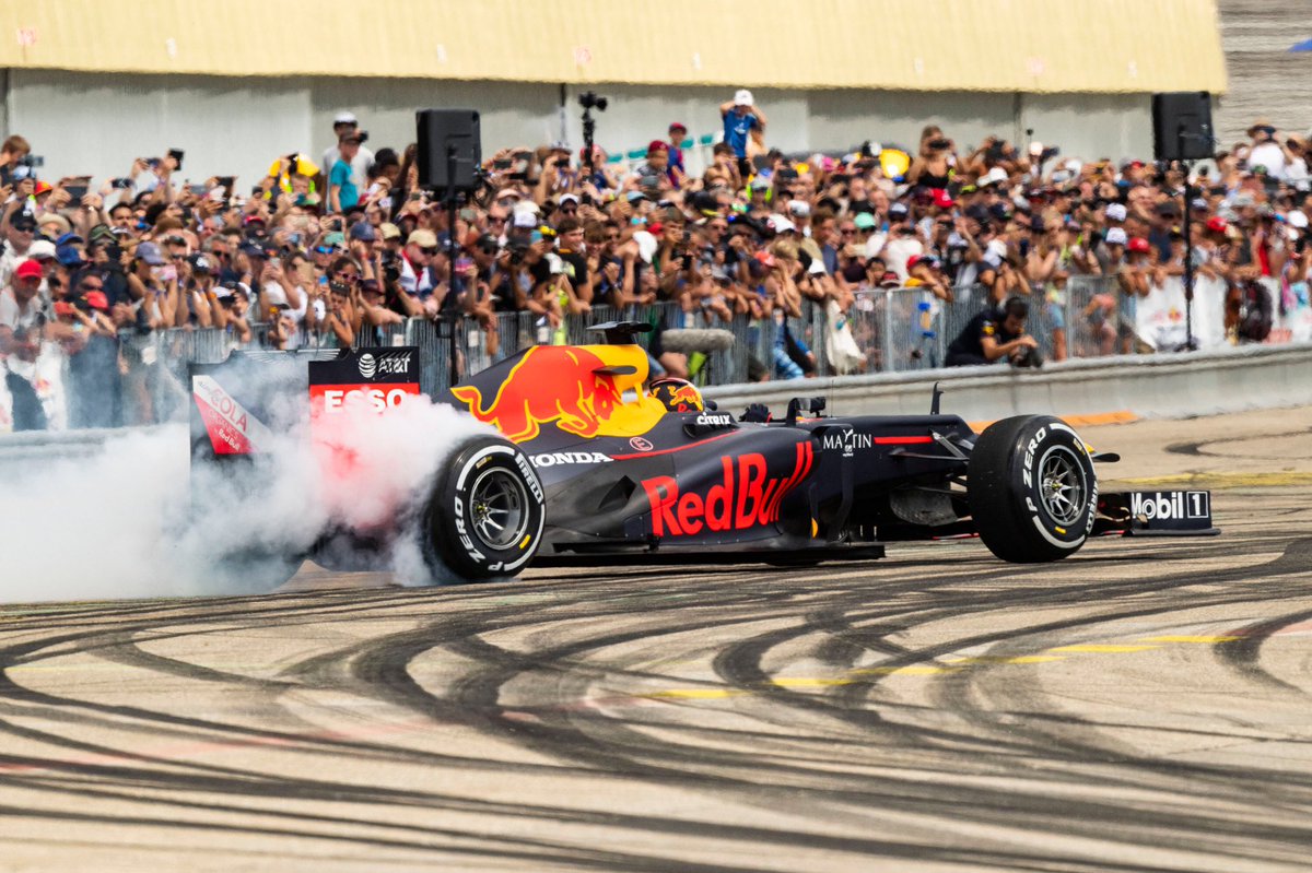 Sebastien_buemi's tweet photo. #REDBULLRACEDAY
Great day today in Switzerland during the @RedBull Race Day 🇨🇭Such a great feeling to drive this F1 car 🏎 Thank you all for coming over ! @RedBullCH @redbullracing https://t.co/yoZd70AGHl